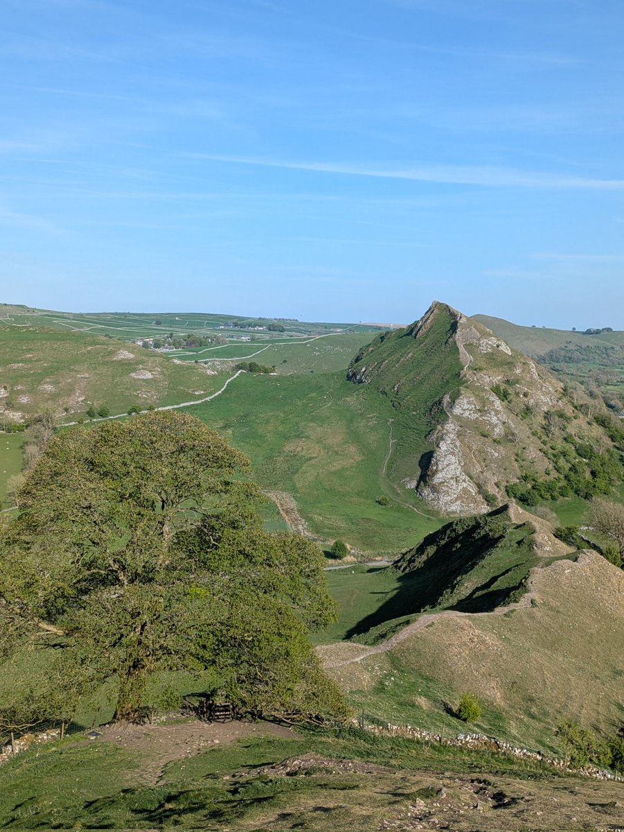 I'm fortunate to live so close to such a pretty part of the country.  Was nice to revisit this walk again 😊