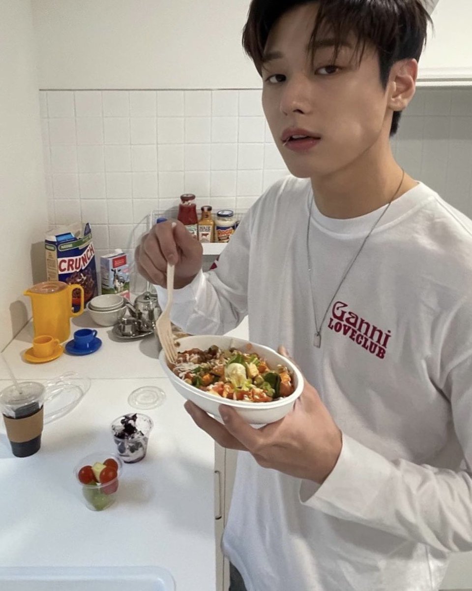 KISSYJEONS's tweet image. boyfriend…..