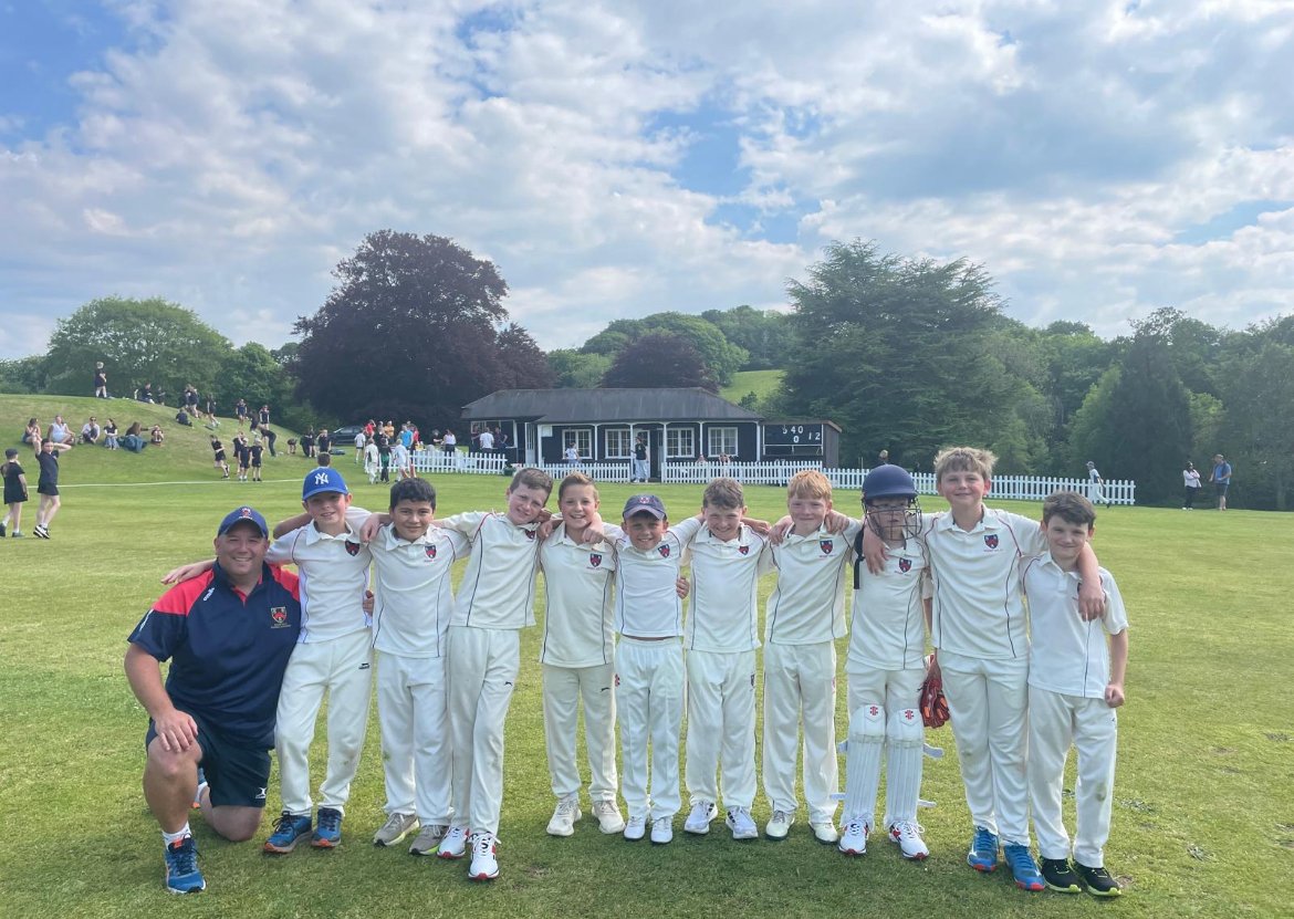 Mount Kelly tweet media