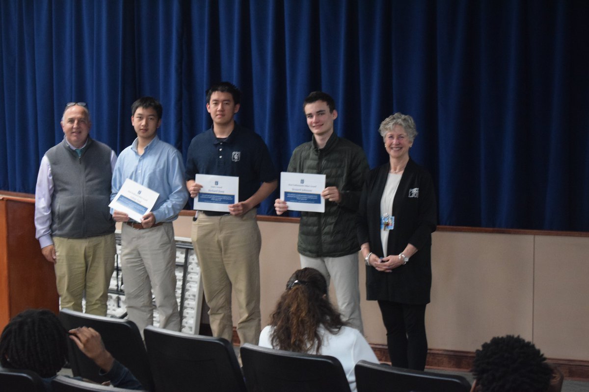 ThePhelpsSchool's tweet photo. We all gathered yesterday to celebrate our final sports awards assembly of the year. Our golfing team, hiking club and brazilian jiu jitsu team selected students of excellence for awards to recognize their hard work. Congrats to them and thanks to our teachers! #boardingschool https://t.co/bRm03Ab8Im