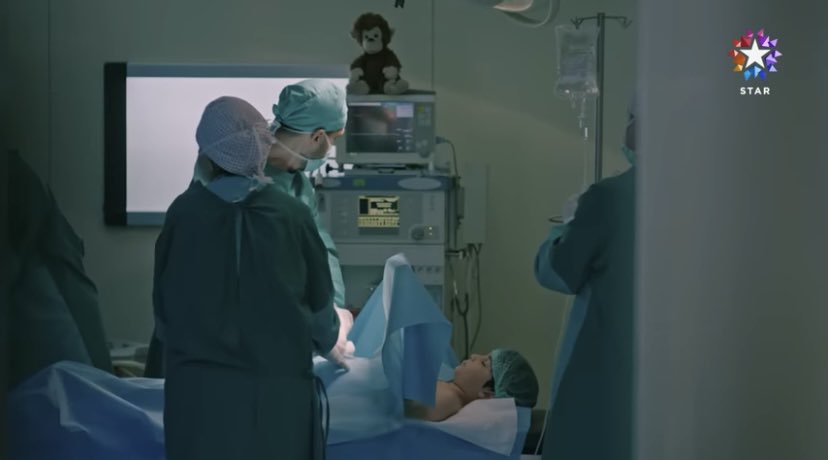 pinosimaa's tweet photo. Ameliyathanenin disardan bu kadar kolay gorunmesi ve iceri asla steril olmayan pelus oyuncagi almayi kabul etmeleri https://t.co/3x6N1lryNe