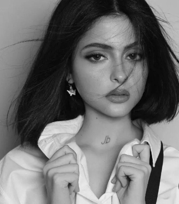 مسسائكم بســتان جمـيل تــفوح من أزهاره رائحة التفـــاؤل، وعـــبير الأمل ، ونسمـــات  الحب،،،
#يوم_Iلجمعه