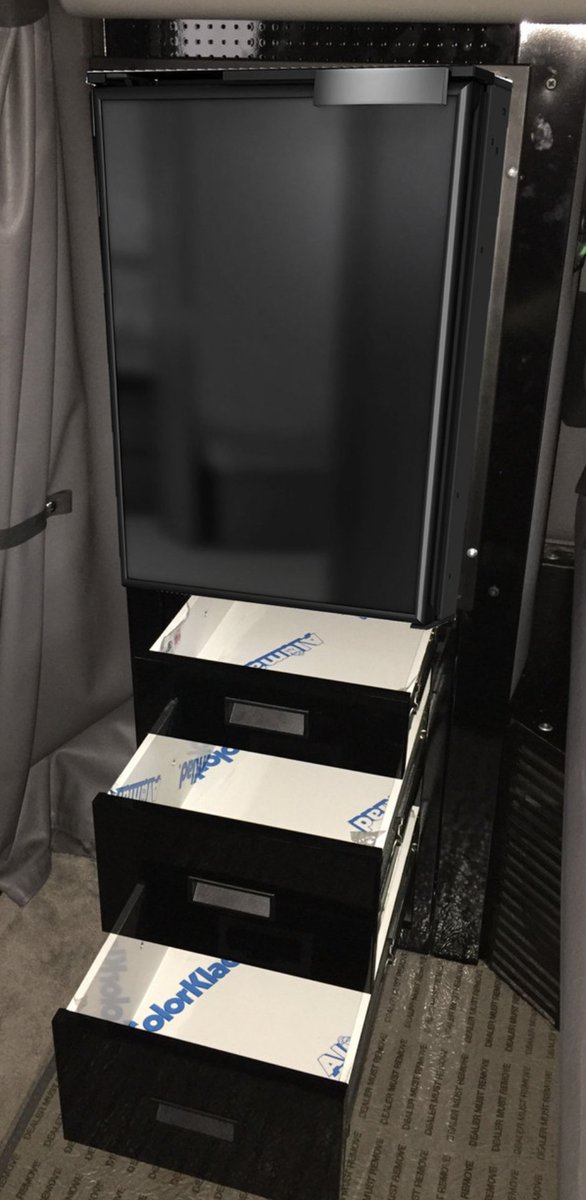 CustomsIowa's tweet image. Looking for smart storage and on-the-road convenience? Our patented #IowaCustoms Refrigerator Kits feature a durable 3-drawer system with Stay Closed Technology.

Contact Your Dealer » tinyurl.com/mr2njwcc

#DrivenToBeBold
#Trucking