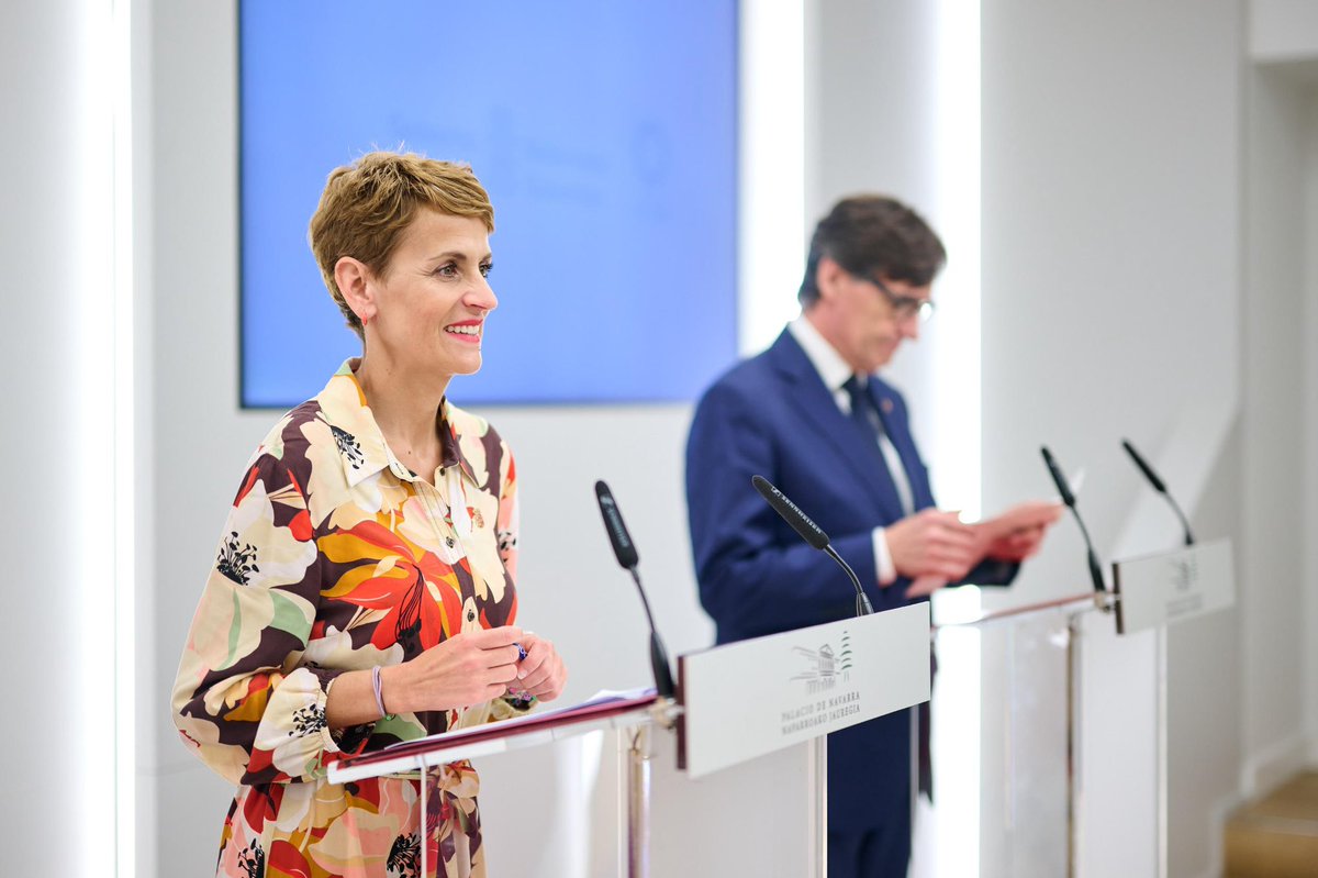 María Chivite / ❤️ (@mavichina) on Twitter photo Navarra y Cataluña son dos regiones con muchas similitudes entre sí y que afrontan un momento de inflexión que marcará su desarrollo futuro.
Dos gobiernos con una visión muy similar de la justicia social y de la convivencia.
Siempre es un placer, President <a href="/salvadorilla/">Salvador Illa Roca</a>. Navarra y Cataluña son dos regiones con muchas similitudes entre sí y que afrontan un momento de inflexión que marcará su desarrollo futuro.
Dos gobiernos con una visión muy similar de la justicia social y de la convivencia.
Siempre es un placer, President <a href="/salvadorilla/">Salvador Illa Roca</a>.