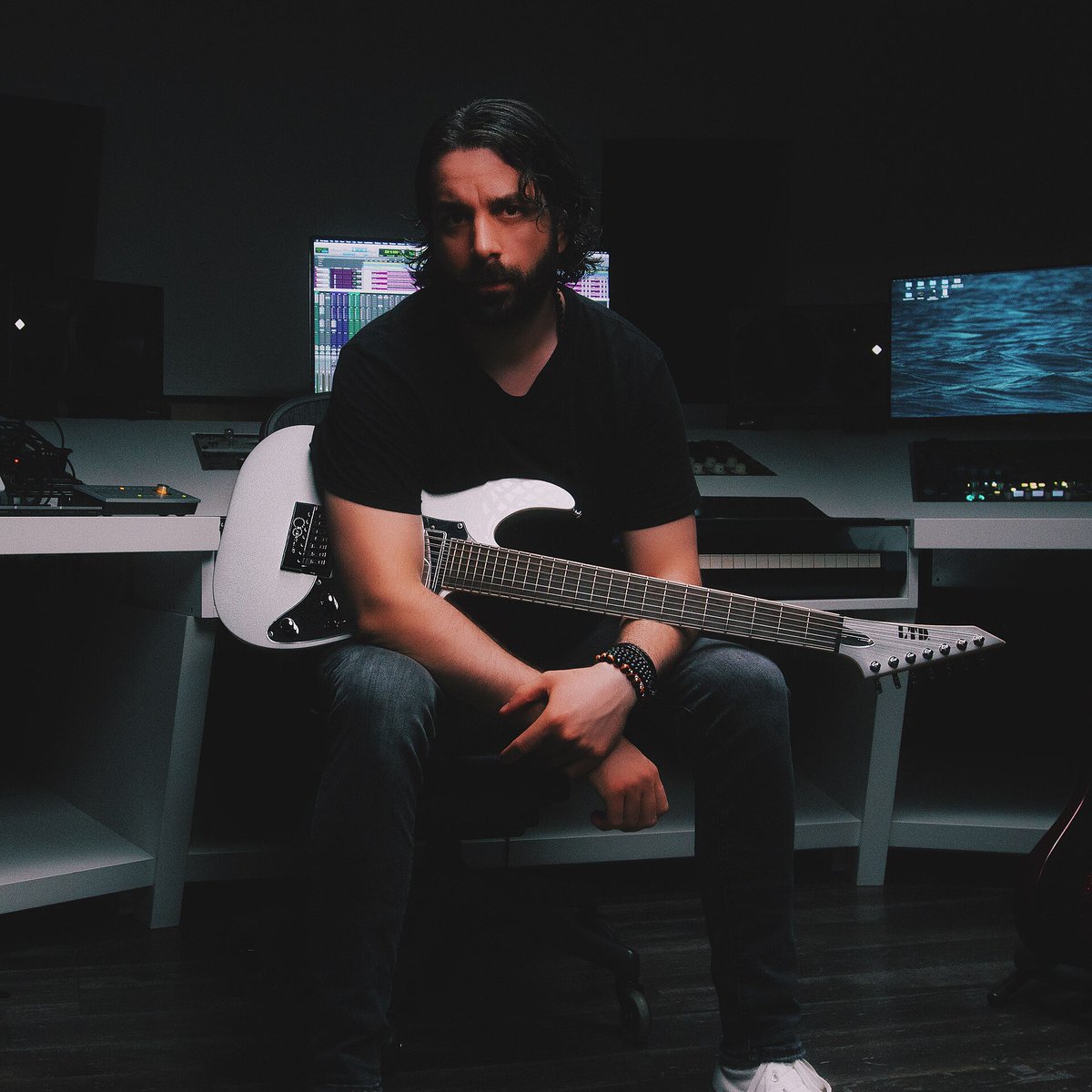 We would like to wish Sky Van Hoff a very Happy Birthday today! 🎊 🎂