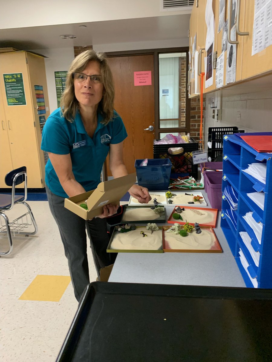 bb2careers's tweet photo. Great Rural Teacher Fellowship report-out with teacher Cassie Lamb’s 9th grade class at Morgan High School today!
#educatingthefuture
#FutureEducators https://t.co/uqZ4ei8dKM