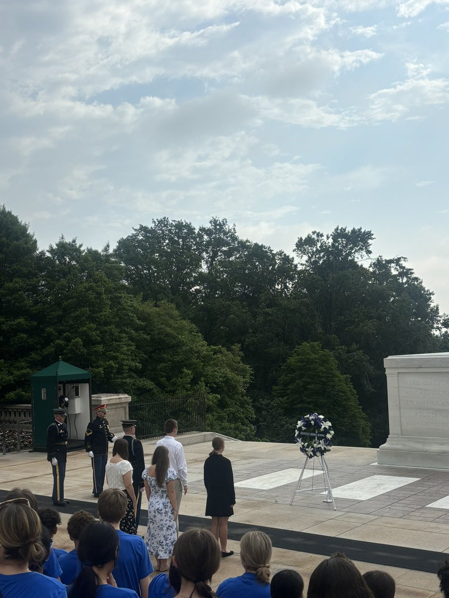 MathWithMsBretz's tweet image. Beautiful morning for a third day in DC at Arlington National Cemetery for the changing of the guard, wreath changing ceremony, and visiting of some famous gravesites.