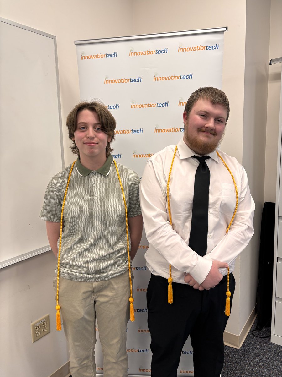 It’s been a busy week here at InnoTech! Went to the Syracuse Mets Education Day with the juniors and attended the NHS induction ceremony. What a great group of students!