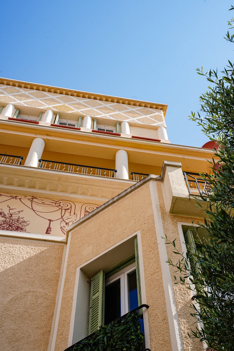 Antibes Juan les Pins 🌳🌊☀ tweet media