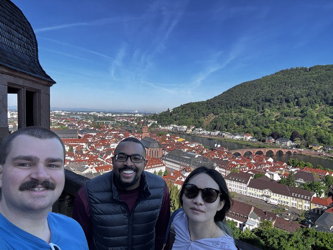 Minnn39851602's tweet photo. Have a lot of fun at Heidelberg #EMBLChromatin https://t.co/rn5U0SLQiA