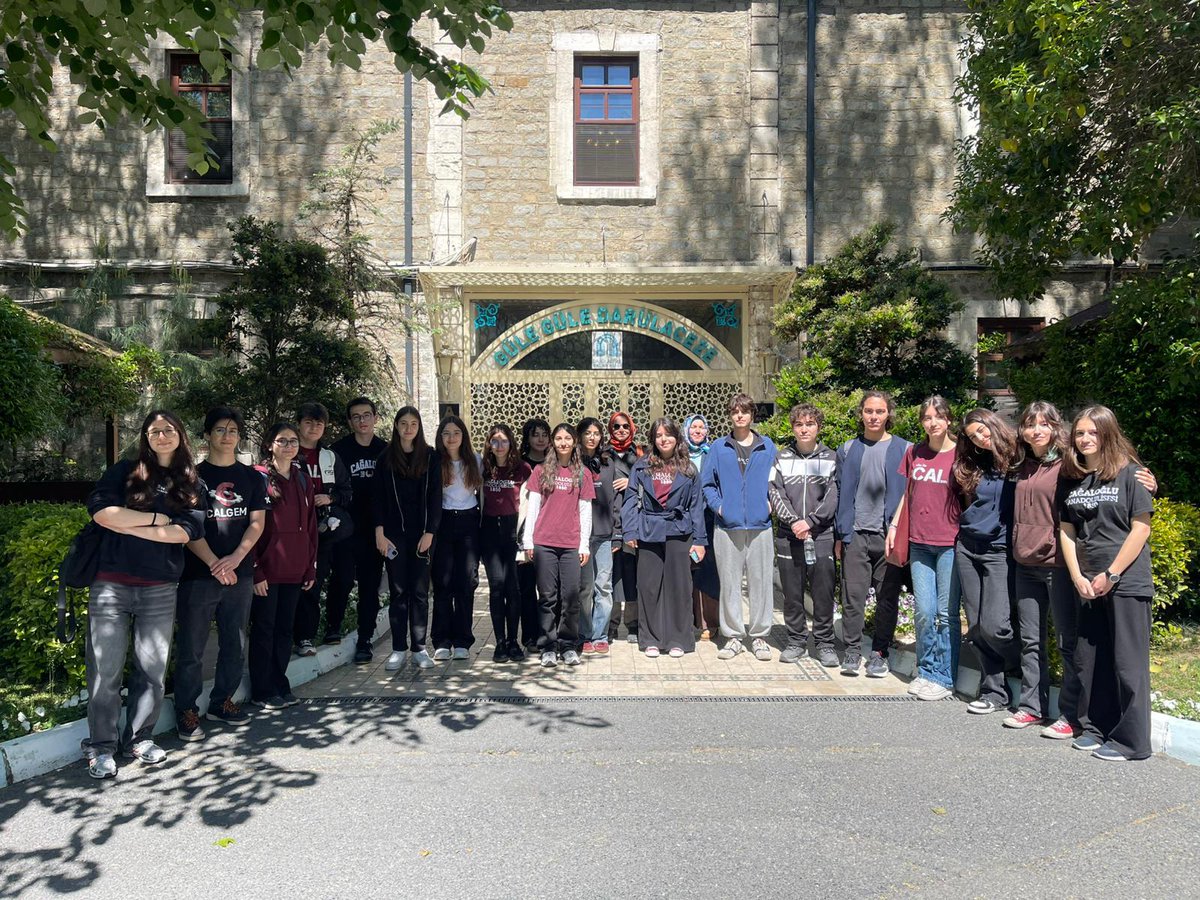 Cağaloğlu Anadolu Lisesi tweet media