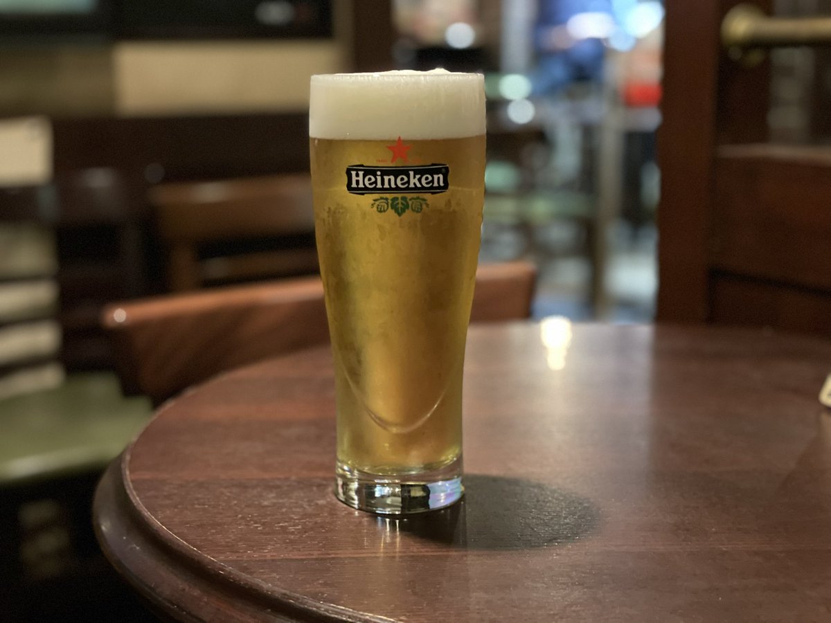 rurou_no_tamio's tweet image. 金曜日のルービー #ビール #ハイネケン #1PINT #外飲み #晩酌