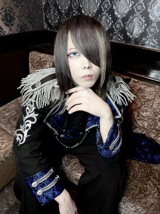 ALEXANDERのツイート