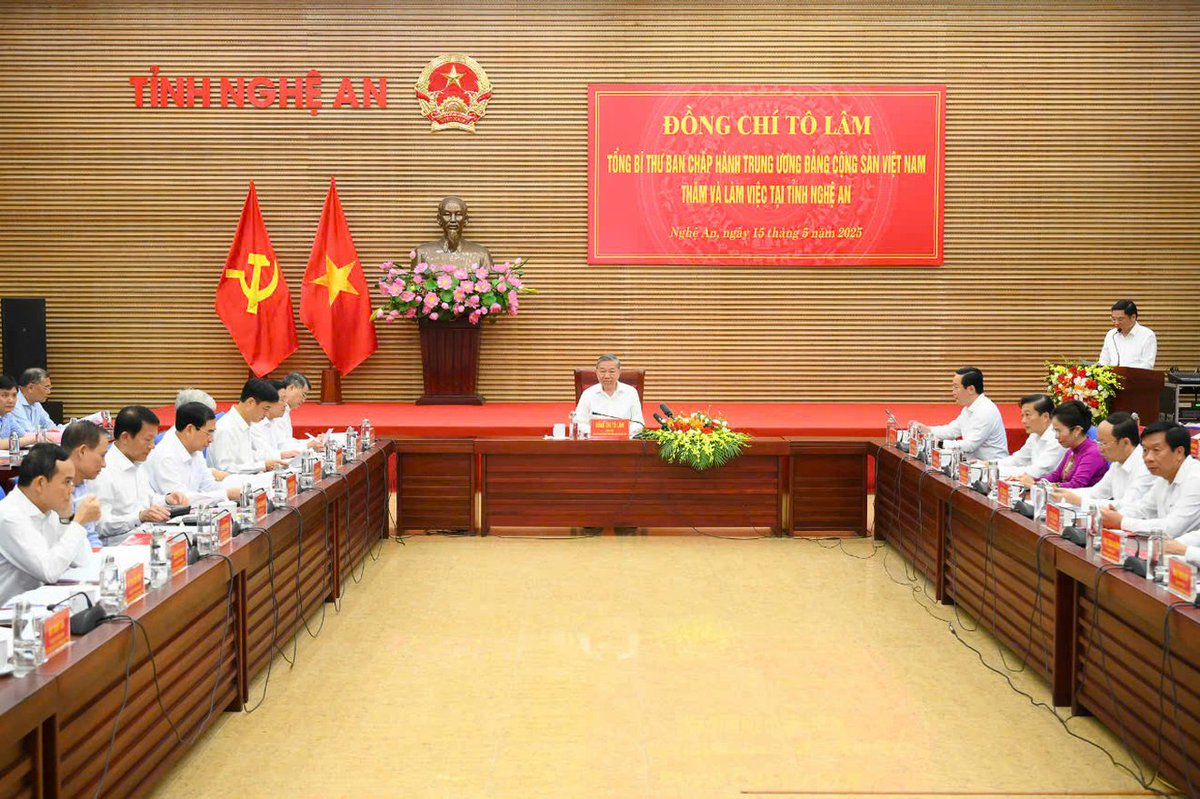 pminhhung's tweet photo. Mr TO LAM,WORKED AT NGHE AN PROVINCE https://t.co/pkEJQJLXyg