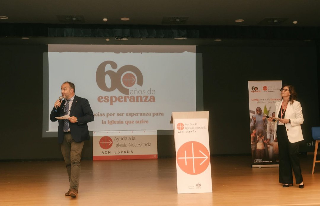 Celebrando los 60 años  de <a href="/AyudaIglesNeces/">Ayuda a la Iglesia Necesitada</a> junto a nuestro Nuncio en el Colegio del Buen Consejo de los Padres  <a href="/OSA_Agustinos/">Agustinos</a> Sin el apoyo de nuestros Benefactores, trabajadores, voluntarios y de quienes me precedieron, no hubiésemos llegado hasta aquí. Gracias.