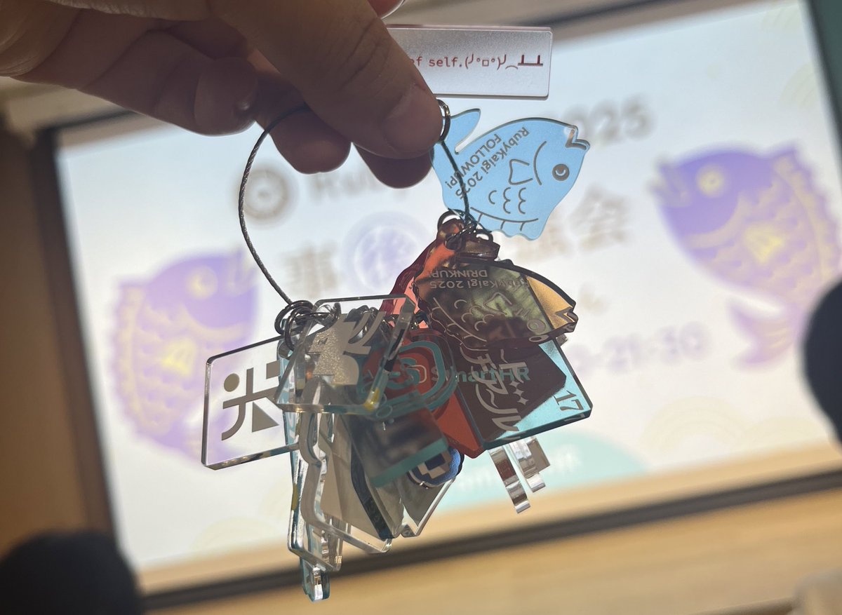 mishmashtan's tweet image. コンプリート！(For real this time 🥰🥰) 

SmartHRのみんな本当にありはようございました！お世話になりました！

#RubyKaigi #rubykaigi2025_smarthr