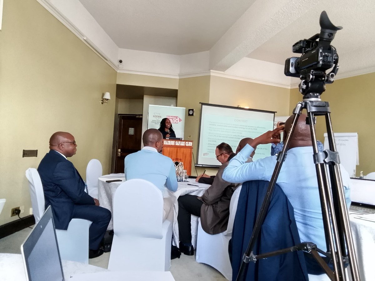 Clean Cooking Association of Kenya (@cleancookingke) on Twitter photo 🌍 On 13th May, CCAK joined energy stakeholders in a high-level roundtable on financing Distributed Renewable Energy (DREs). Led by <a href="/christianaid/">christianaid</a> & <a href="/KCCWG/">The Kenya Climate Change Working Group</a> , the meeting explored MDB financing, cross-sector coordination & localized finance models.
#DRE #CleanEnergy #Kenya 🌍 On 13th May, CCAK joined energy stakeholders in a high-level roundtable on financing Distributed Renewable Energy (DREs). Led by <a href="/christianaid/">christianaid</a> & <a href="/KCCWG/">The Kenya Climate Change Working Group</a> , the meeting explored MDB financing, cross-sector coordination & localized finance models.
#DRE #CleanEnergy #Kenya
