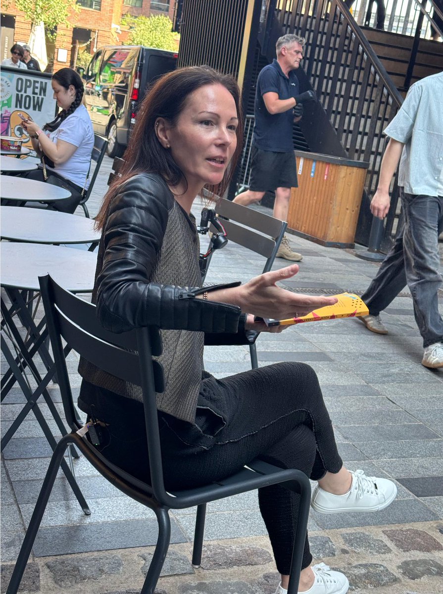 sianwinfield's tweet photo. I’ve been quieter on here, but grinding hard. Next level moves dropping soon 💥

Yesterday’s video shoot in Camden with the legends at Baked Bean Media was 🔥 just a glimpse of what’s been happening behind the scenes.

#levelup #watchthisspace #behindthescenes #brandbuilding https://t.co/oatF8iYkFv