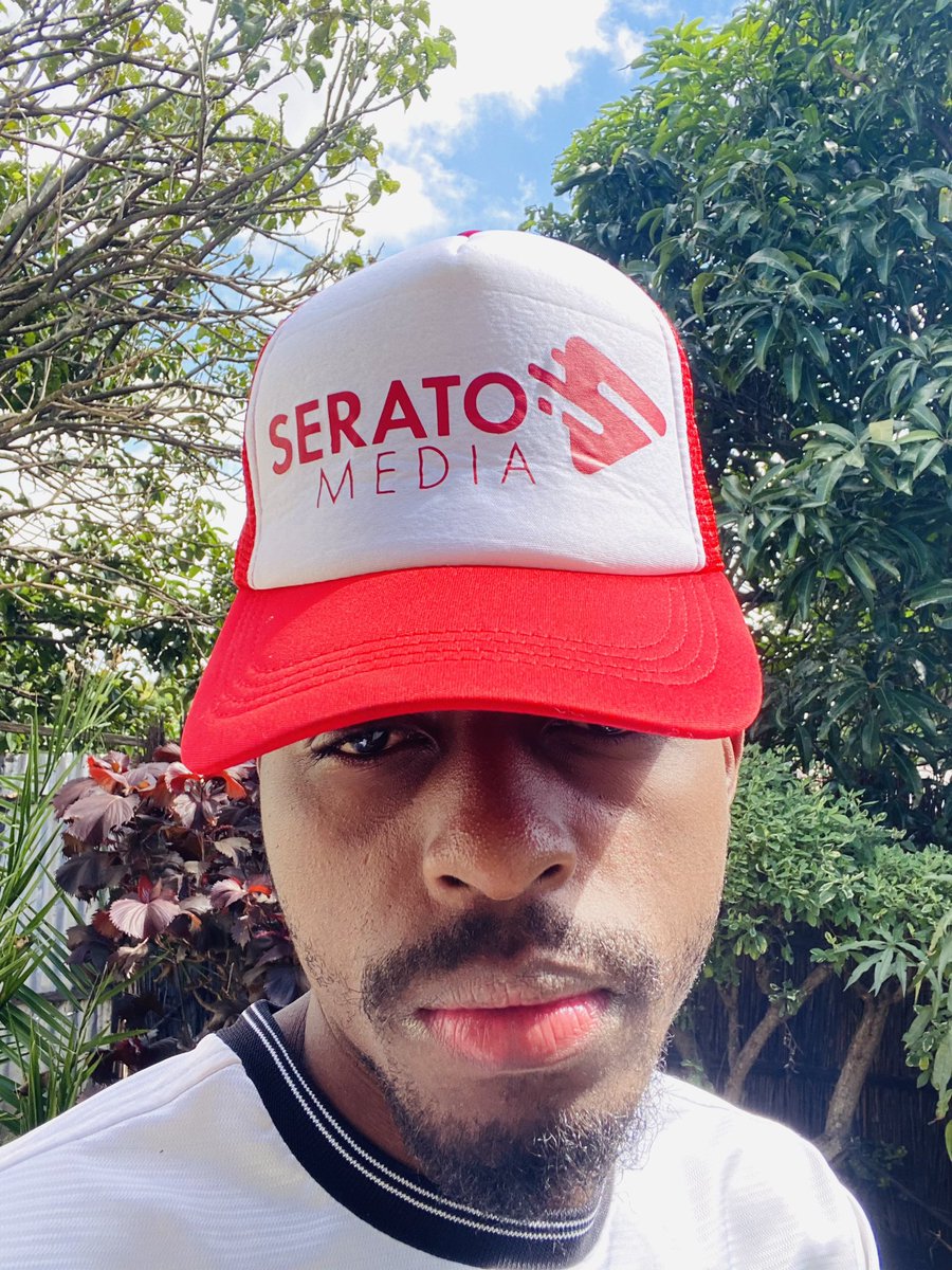 gtk_mw7's tweet photo. Many hands make light work🤌🏾

#seratomediagroup https://t.co/xTP8fFMmQi