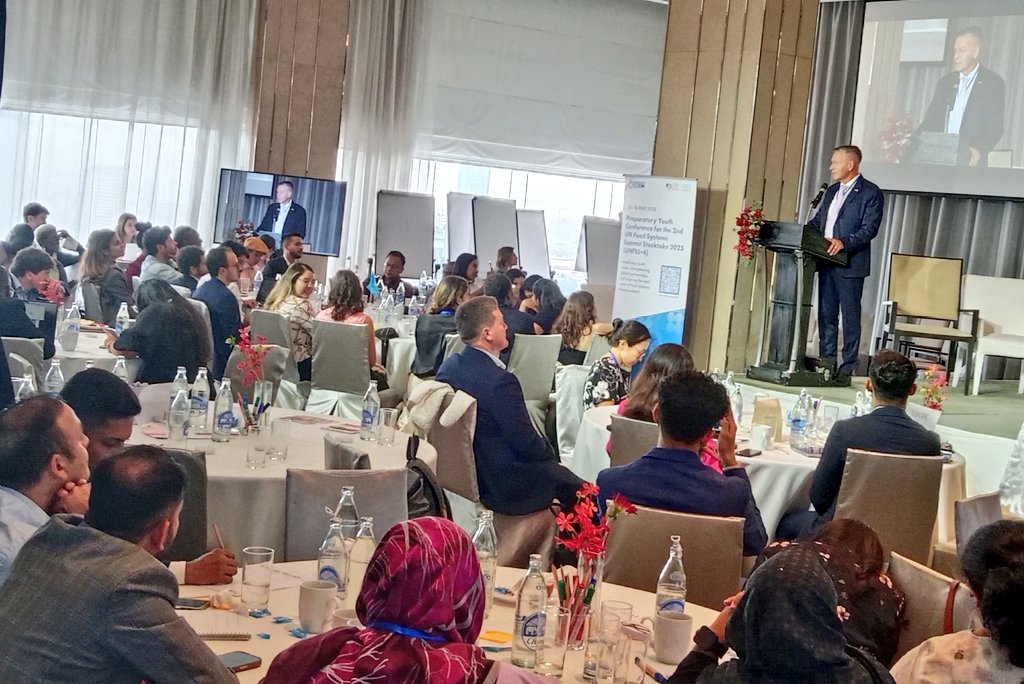 Shadrack Agaki 🇰🇪 (@shadrackagaki) on Twitter photo Together with my colleagues at #UNFSS4Youth, we appreciate Mr. Hans Ulrich, Deputy Minister & Head of Germany Embassy in Bangkok, <a href="/BMZ_Bund/">Bundesentwicklungsministerium</a> and the Germany Government for the support to <a href="/FoodSystems/">UN Food Systems Coordination Hub</a> which is implementing #YLPfoodsystems. We are grateful for your support. Together with my colleagues at #UNFSS4Youth, we appreciate Mr. Hans Ulrich, Deputy Minister & Head of Germany Embassy in Bangkok, <a href="/BMZ_Bund/">Bundesentwicklungsministerium</a> and the Germany Government for the support to <a href="/FoodSystems/">UN Food Systems Coordination Hub</a> which is implementing #YLPfoodsystems. We are grateful for your support.