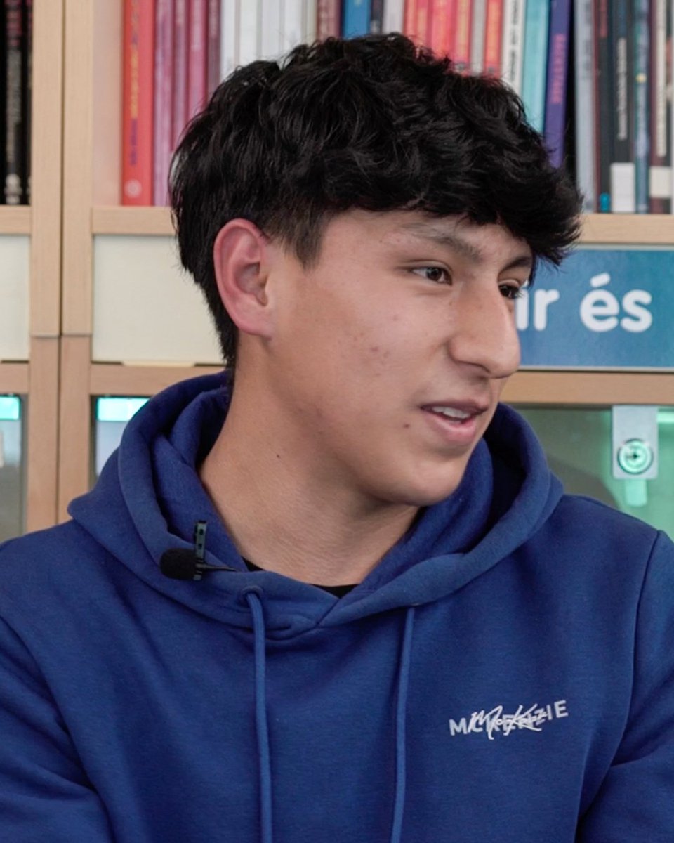 Mancoplana's tweet photo. 👥 Acabem el resum del que ha estat aquest curs el #ProjectePerfils Apropament al fet Migratori.
✅ En aquest cas us compartim alguna de les grans reflexions que les persones entrevistades han brindat als alumnes de l’Institut de Taradell.
🌐 Podeu veure les entrevistes senceres a https://t.co/l6tz925sFr
🤝 #CuidemLesPersones