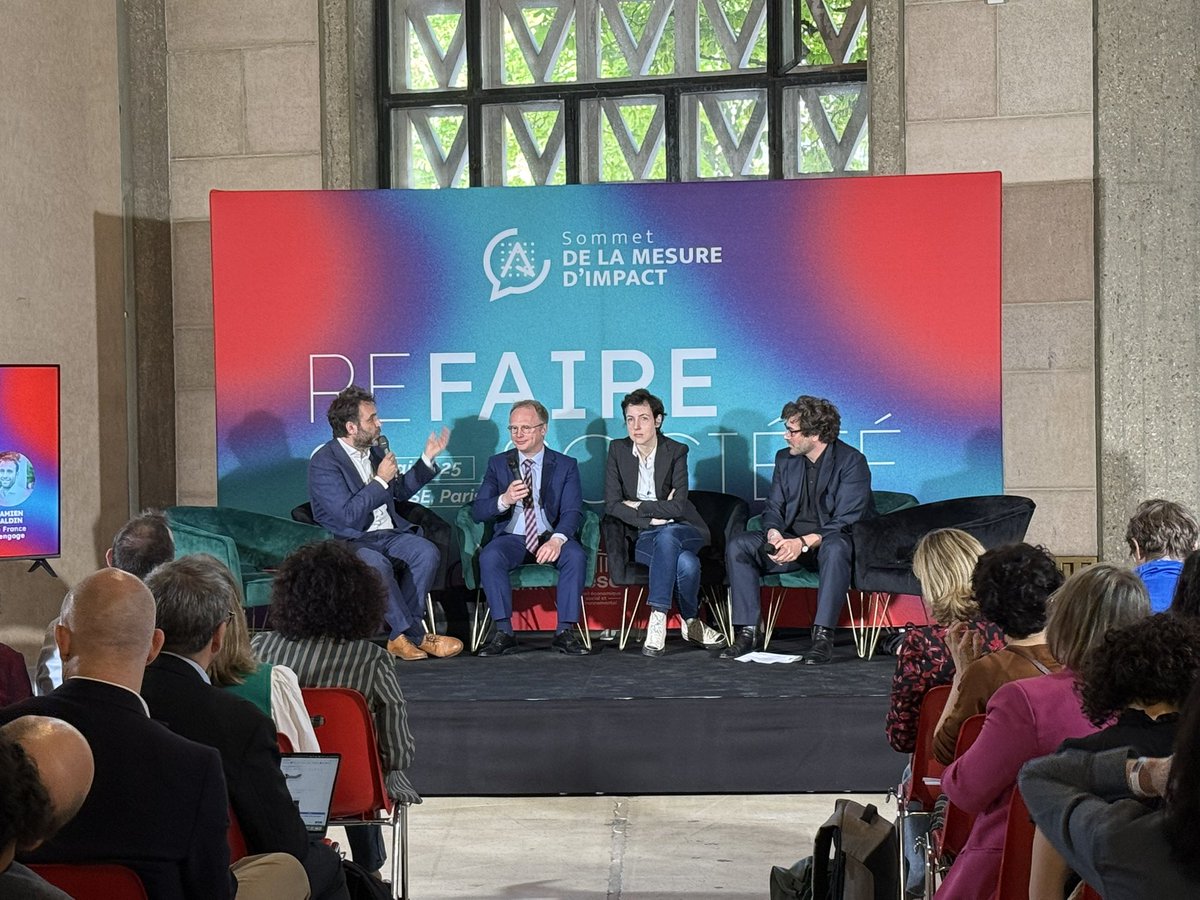 Au cœur du #sommetdelamesureImpact #SMI2025 
une question cruciale se pose : comment reconstruire notre société ?
Il est temps de revenir aux fondements de notre vivre-ensemble, #BackToTheBasic et de réaffirmer les valeurs de #solidarité, d'#inclusion et de dignité.