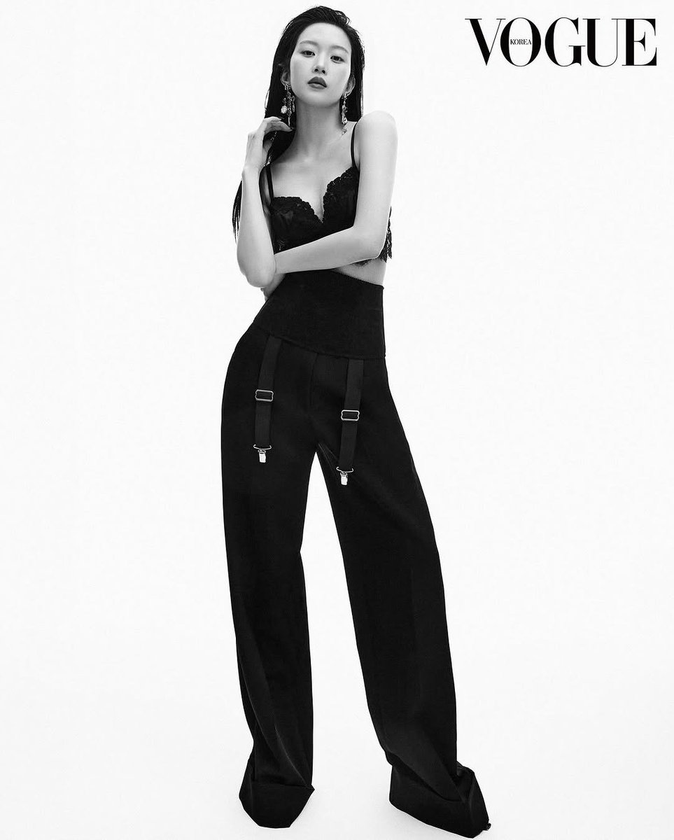 honestly, models should thank mun kayoung for choosing to be an actress