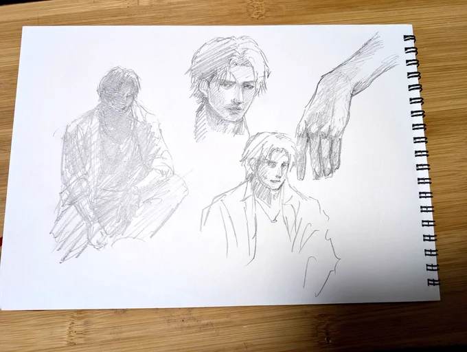 キャンバス乾く間に

イメージを書き出してみたり
クロッキーしたり
影描いてみたり 