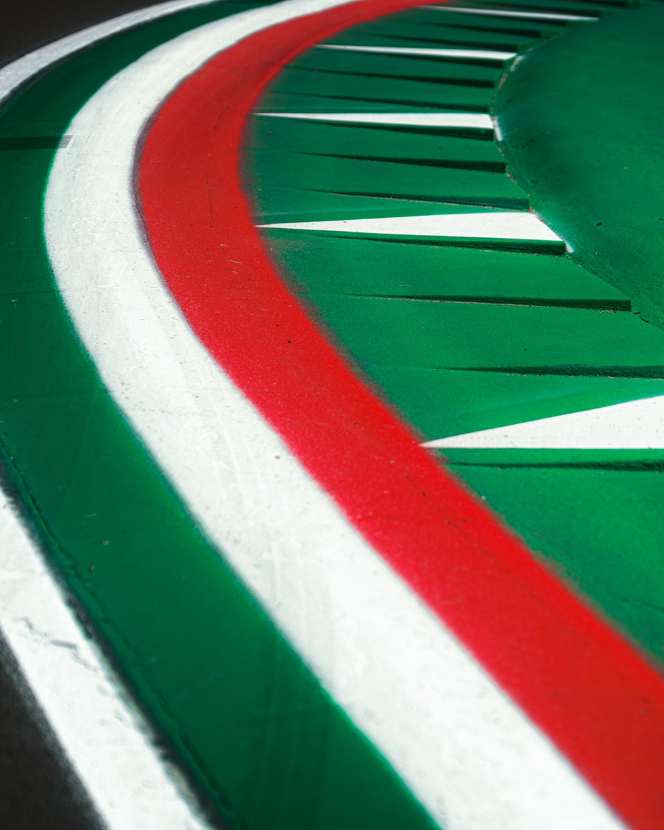 ScuderiaFerrari's tweet photo. Italian flavour 🇮🇹 https://t.co/gEDeEBtQOK