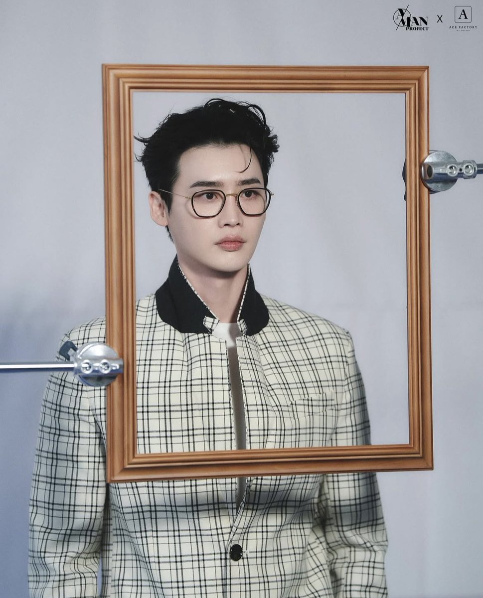 ElissaArbelo1's tweet photo. IG Update 
16 May 2025 

AMan Project and Ace Factory posted these photos on their Instagram account 

Post caption: (Magazine) ACTOR LEE JONG SUK 

SINGLES 2025.05
Magazine B-Cuts Release 

#leejongsuk  #acefactory #AMANPROJECT 
#Magazine #Bcut

Photo ©️ Amanproject.official https://t.co/ETpj0keQTO