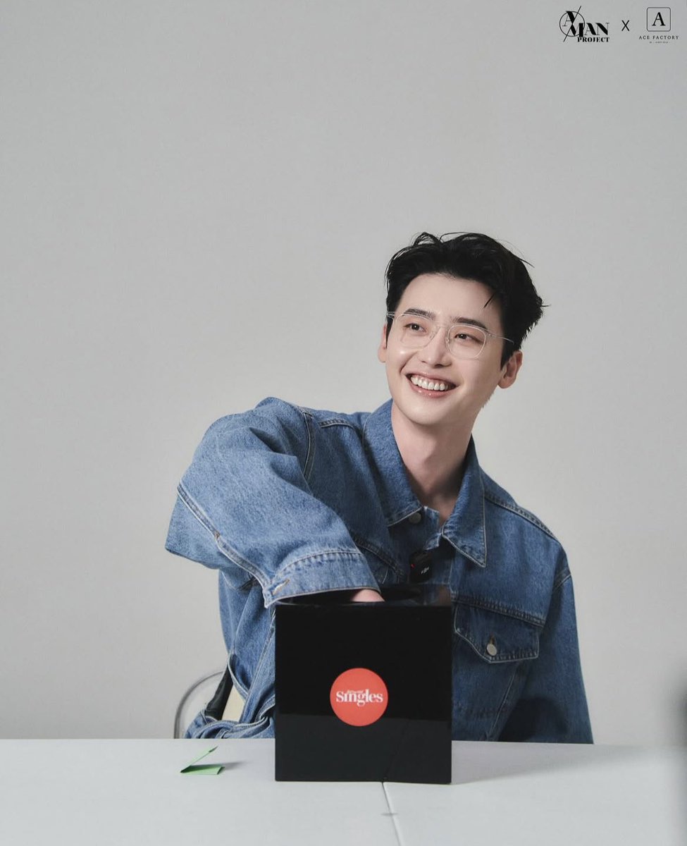 ElissaArbelo1's tweet photo. IG Update 
16 May 2025 

AMan Project and Ace Factory posted these photos on their Instagram account 

Post caption: (Magazine) ACTOR LEE JONG SUK 

SINGLES 2025.05
Magazine B-Cuts Release 

#leejongsuk  #acefactory #AMANPROJECT 
#Magazine #Bcut

Photo ©️ Amanproject.official https://t.co/1gYdMSftoI