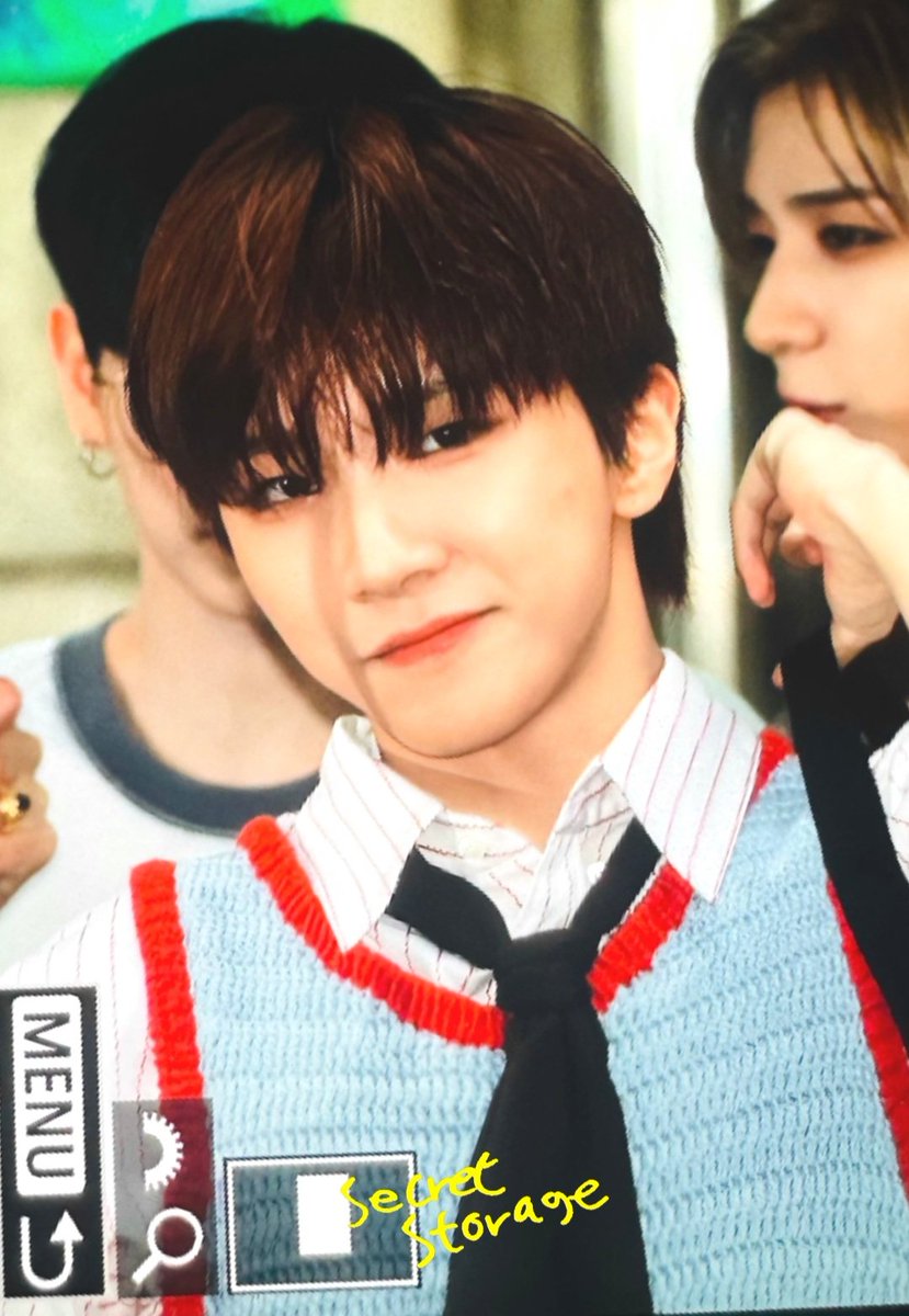 250516 뮤뱅 퇴근

우나기 퇴근해요 😎

#BOYNEXTDOOR #보이넥스트도어  #WOONHAK  #운학 #운학이의비밀창고