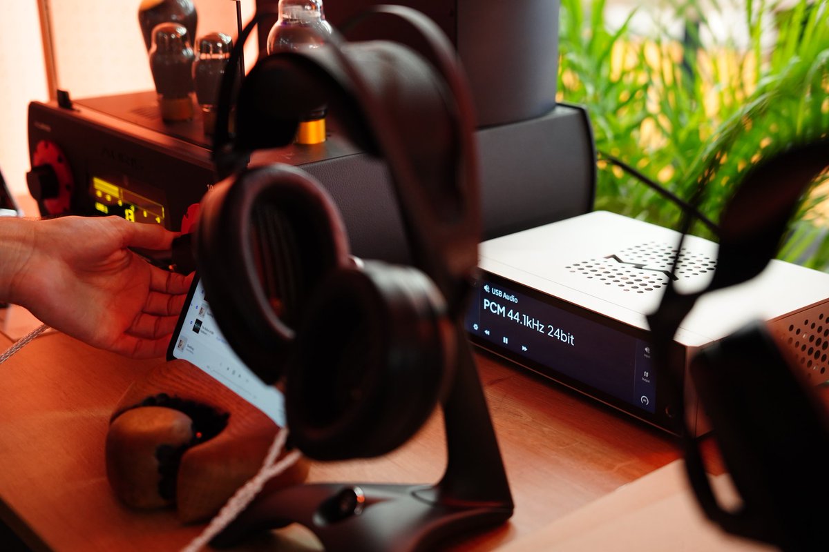 matrix_digi's tweet image. High End Munich 2025 Day 2: You'll not only find Matrix Audio products at our booth, booths, more and more exhibitors are using Matrix Audio as their audio source, providing a fantastic sound and smooth operation experoence.
📍Visit Hall 2 G04, MOC. We are waiting for you!