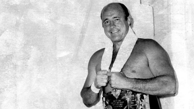 todaypwhistory's tweet image. 61 years ago today in Omaha, Nebraska: Verne Gagne reentered the AWA World Title picture by defeating Mad Dog Vachon to capture the championship for the seventh time!
#prowrestling #VerneGagne #AWA #wrestling #wrestler #omaha #WWEHallOfFame