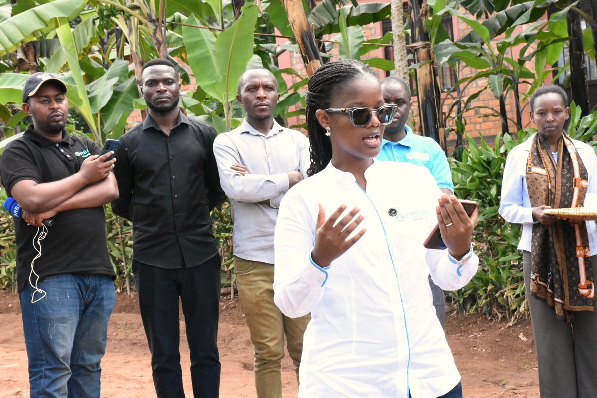 Gatsibo District (@gatsibodistrict) on Twitter photo Kuri uyu wa Gatanu, ku bufatanye na <a href="/wasac_rwanda/">Water and Sanitation Corporation Group |Rwanda</a>
hatashywe umuyoboro w'amazi wagejeje amazi meza ku barokotse Jenoside yakorewe Abatutsi n'abandi baturage batuye mu Midugudu ya Nyungwe muri Kiziguro n'Akabingo muri Kiramuruzi.
<a href="/RwandaLocalGov/">Ministry of Local Government | Rwanda</a>
<a href="/RwandaInfra/">Ministry of Infrastructure | Rwanda</a> <a href="/RwandaEast/">๐๐๐ฌ๐ญ๐๐ซ๐ง ๐๐ซ๐จ๐ฏ๐ข๐ง๐๐ | ๐๐ฐ๐๐ง๐๐</a> Kuri uyu wa Gatanu, ku bufatanye na <a href="/wasac_rwanda/">Water and Sanitation Corporation Group |Rwanda</a>
hatashywe umuyoboro w'amazi wagejeje amazi meza ku barokotse Jenoside yakorewe Abatutsi n'abandi baturage batuye mu Midugudu ya Nyungwe muri Kiziguro n'Akabingo muri Kiramuruzi.
<a href="/RwandaLocalGov/">Ministry of Local Government | Rwanda</a>
<a href="/RwandaInfra/">Ministry of Infrastructure | Rwanda</a> <a href="/RwandaEast/">๐๐๐ฌ๐ญ๐๐ซ๐ง ๐๐ซ๐จ๐ฏ๐ข๐ง๐๐ | ๐๐ฐ๐๐ง๐๐</a>