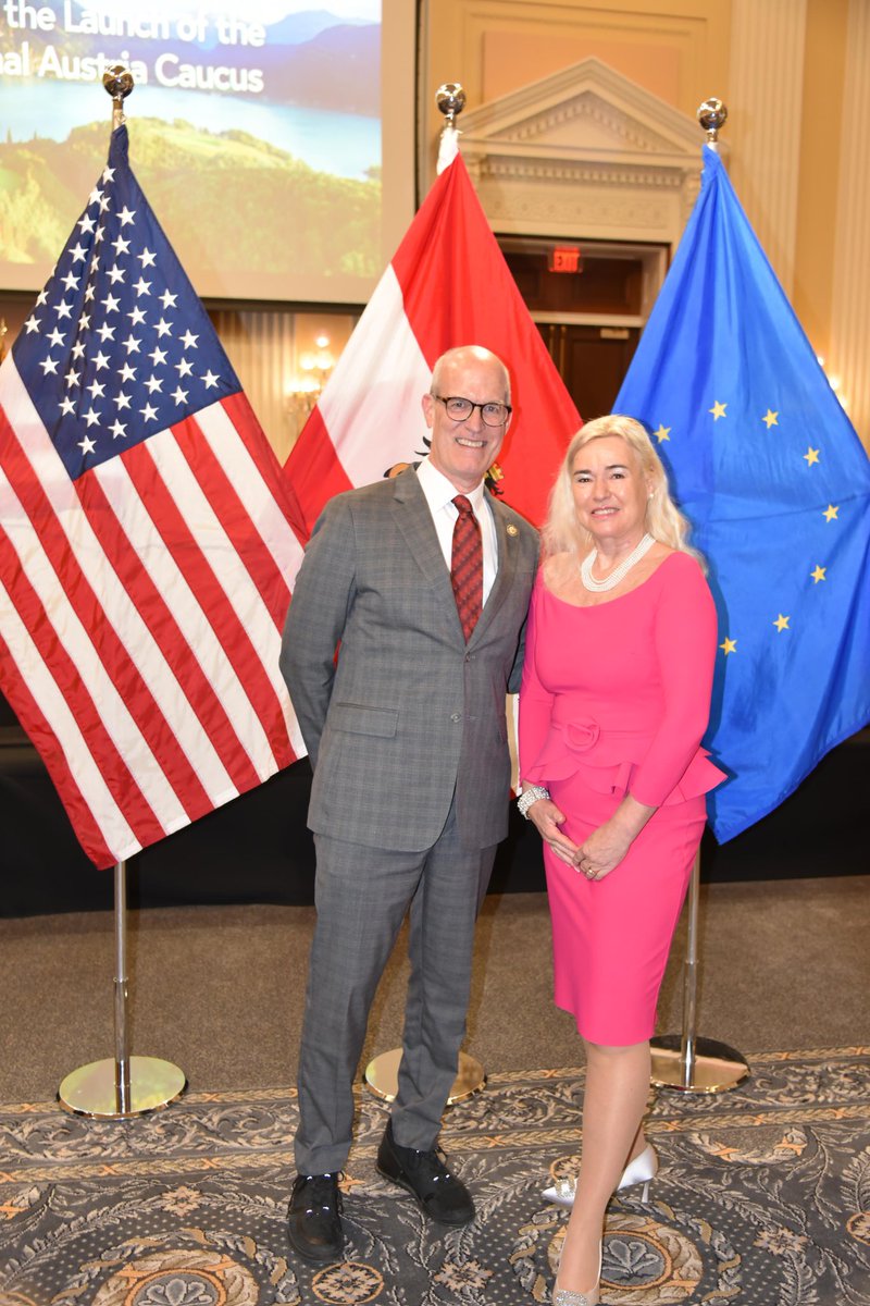 Petra Schneebauer tweet media