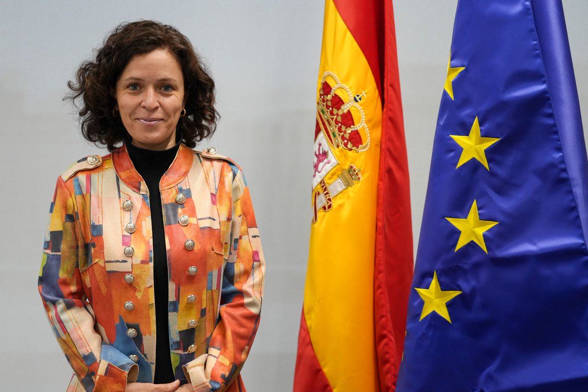 Madrid_FO's tweet photo. 📢WEBINAR PARA DUDAS
La @SETT_Spain ha abierto una nueva fase en la línea de inversión y financiación del Plan @SpainAVSHub, una gran oportunidad para las empresas del sector.
#MadridFilmOffice organiza webinar informativo con María Coronado, directora de Audiovisual de la SETT. https://t.co/RB30L199SB