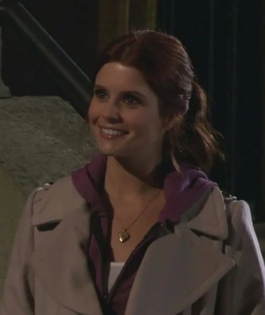 RStorybrooke's tweet photo. 🎞️ #FilmografíaOncer 🎞️

@JoAnnaLGarcia, Ariel en #OnceUponATime, aparece en la 5T de #CómoConocíAVuestraMadre.

Sinopsis: Ted les cuenta a sus dos hijos cómo conoció a su madre y cómo fue su vida hasta ello con sus amigos Barney, Marshall y Lily, y la recién conocida Robin. https://t.co/3tougN6dnL