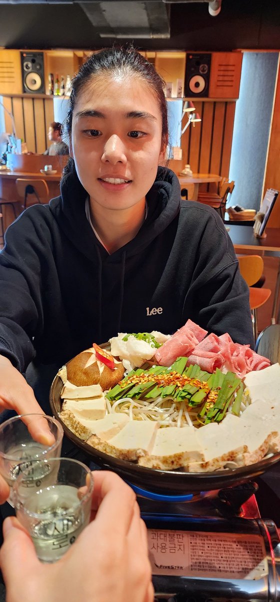 ㄹㄷㅂ (@lyuhanna820895) on Twitter photo 