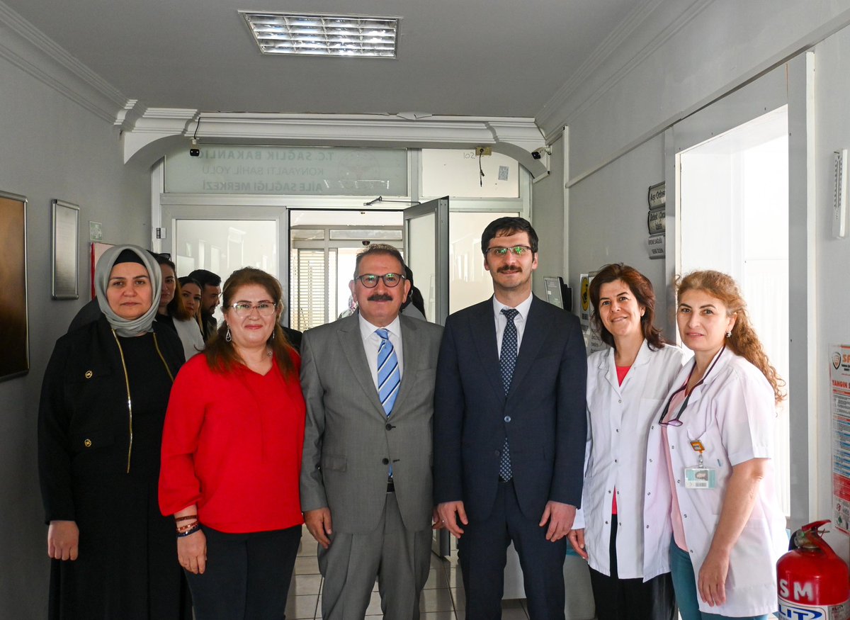 Antalya’da Sahadayız!

Genel Müdürümüz Doç. Dr. Muhammed Emin Demirkol, Baş Saha Koordinatörü Dr. Osman Açıkgöz ve Genel Müdür yardımcılarımız beraberindeki heyet ile birlikte Halk Sağlığı Hizmetleri Değerlendirme Toplantısı kapsamında Antalya İl Sağlık Müdürlüğünü ziyaret etti.