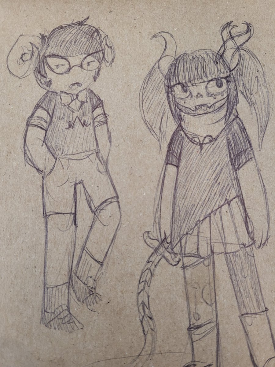 MediMediscoot's tweet photo. Finally felt the urge to draw for the first time in months... but instead if something I had wanted to draw, it's #Homestuck #fantrolls https://t.co/R35BLeyXJW