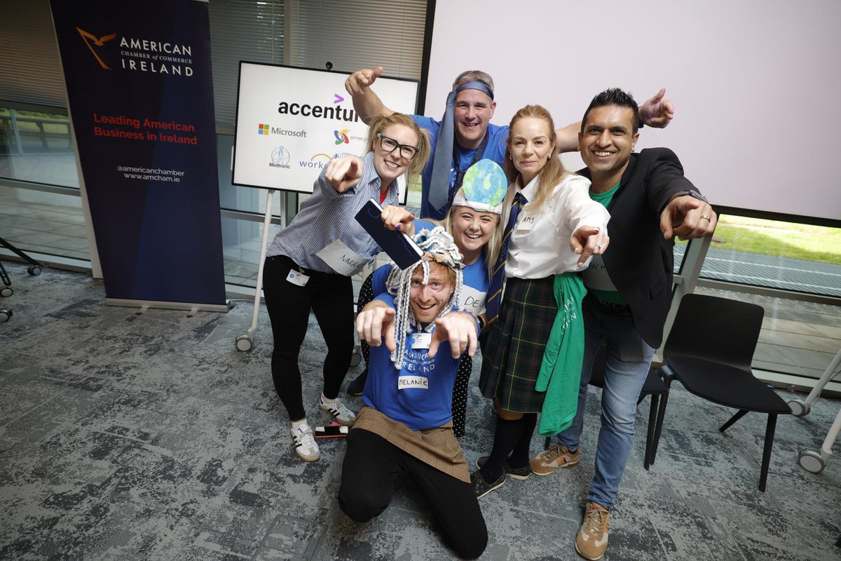 AmericanChamber's tweet image. 1/4 Taking to the stage now, we have Team 4, Dee Dee!

The DeeDee app, provides individuals with a carbon footprint score, based on their actions throughout the day.

#AmChamLeaders #AmChamHackers