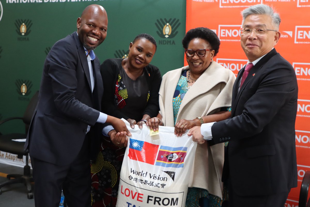 DPM Hon. Thulisile Dladla, today launched the next phase of the national food assistance programme, receiving over 2,000 metric tons of rice donated by the Republic of China on Taiwan which will benefit more than 262,000 vulnerable Emaswati across all 59 constituencies.