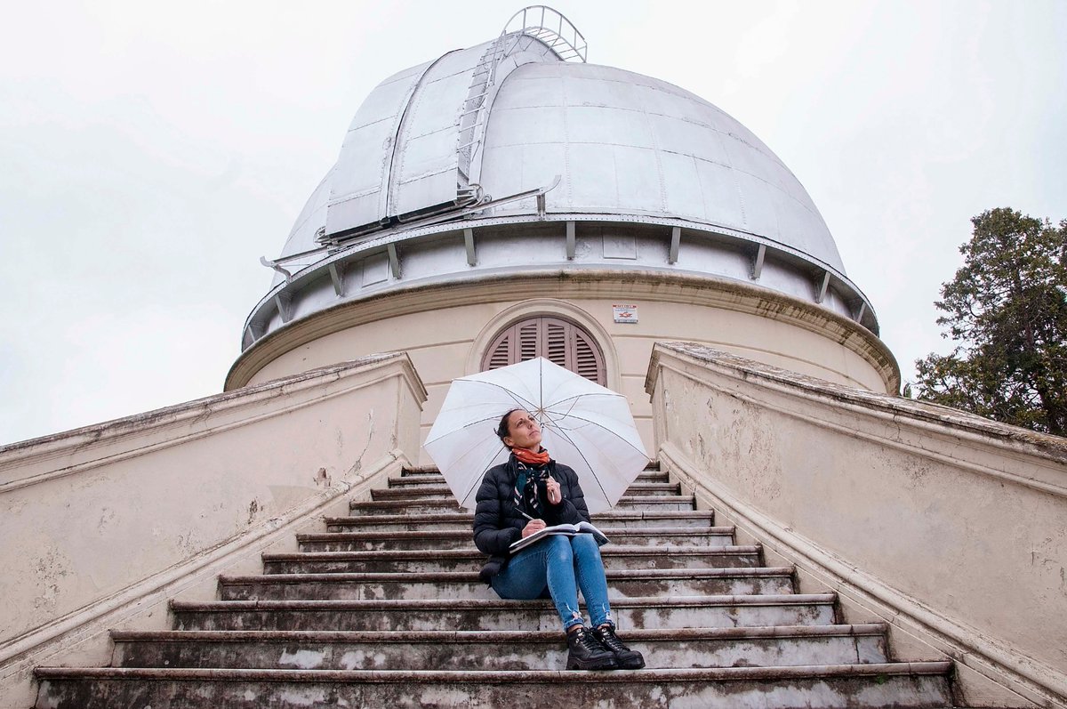 #LaUNLPInvestiga  ¿Pensaste alguna vez que una fotografía no es otra cosa que capturar en una imagen la acción de la luz?
 🔆 El 16 de Mayo es el Día internacional de la Luz y fue creado para reconocer la importancia de los avances y aportes de la luz en nuestras vidas.