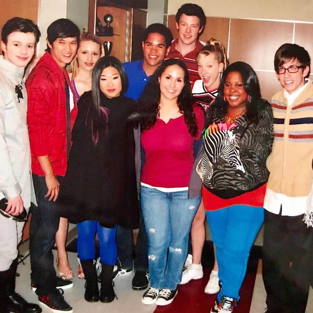 corysheaven's tweet photo. cory with the glee cast
🏷️ #corymonteith #finnhudson #thequarterback #rachelberry #leamichele #jennaushkowitz #tinacohenchang #artieabrams #kevinmchale #kurthummel #chriscolfer #brittanypierce #heathermorris #santanalopez #nayariveraforever #mercedesjones #amberriley #mikechang https://t.co/ZgQkRiV24I