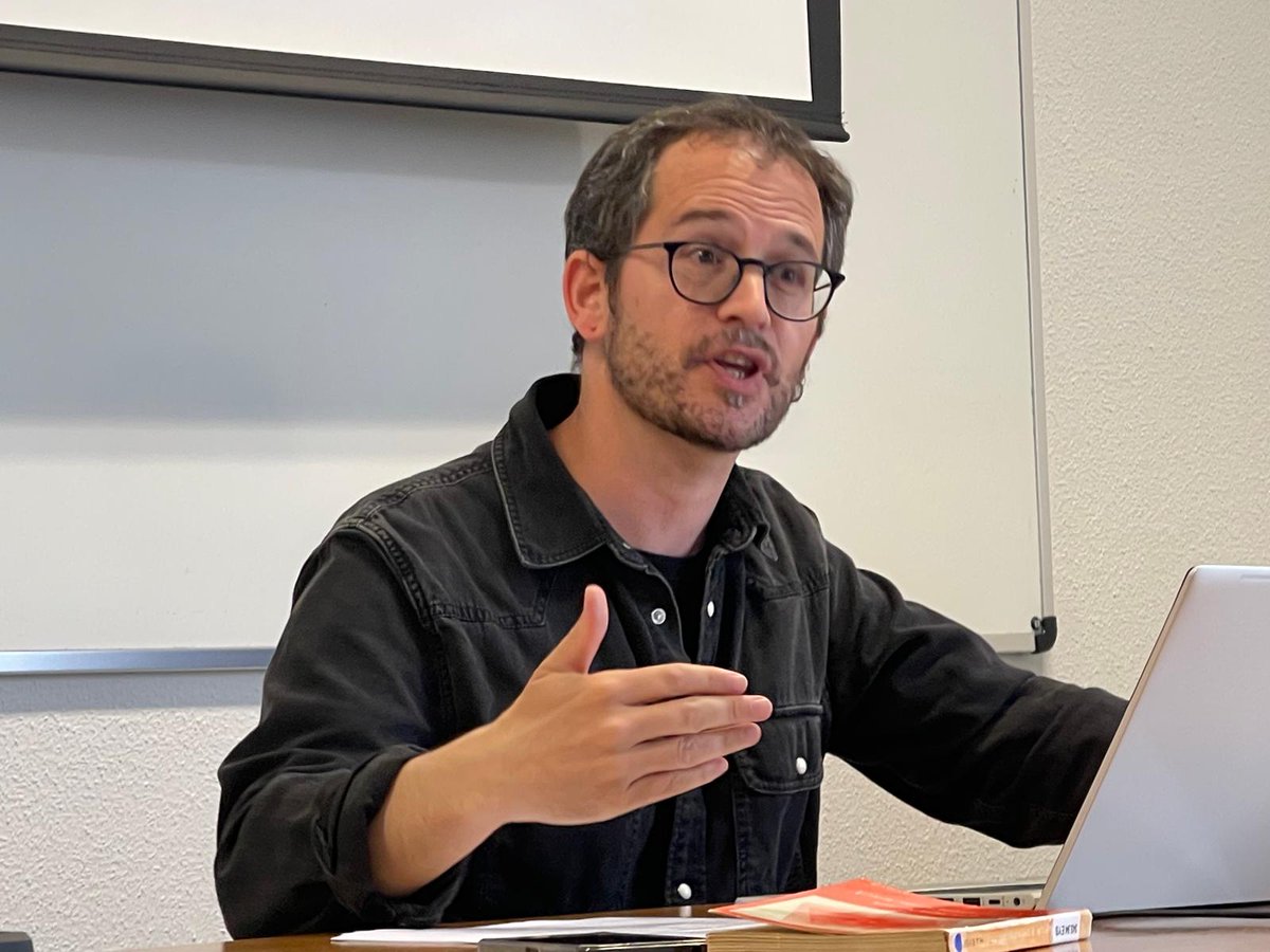 Seminario Foucault Complutense tweet media