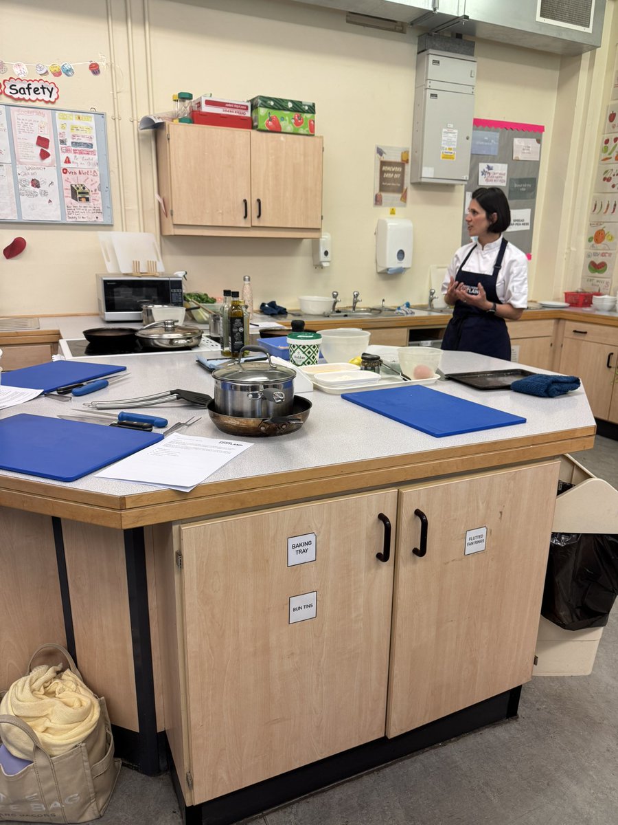 Faculty of Business & Home Ec Govan High School (@ghs_homeec) on Twitter photo What a gorgeous morning so farโ๏ธ! Lots of ideas to take back to the classroom (and home!๐๐ฆ๐ฆ๐ฆ๐ก) thank you <a href="/SeafoodinSchool/">SeafoodinSchools</a> and <a href="/missmcintyre15/">Miss McIntyre</a> for hosting us. Very excited for this avo - fish tacos! ๐ฎ What a gorgeous morning so farโ๏ธ! Lots of ideas to take back to the classroom (and home!๐๐ฆ๐ฆ๐ฆ๐ก) thank you <a href="/SeafoodinSchool/">SeafoodinSchools</a> and <a href="/missmcintyre15/">Miss McIntyre</a> for hosting us. Very excited for this avo - fish tacos! ๐ฎ