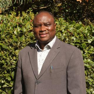 Congratulations to <a href="/UCT_news/">UCT</a> Prof. Babatunde Abiodun, new #SARChI Chair in #Ocean &amp; #Atmospheric #Modelling! His work will advance climate science for Africa, focusing on extreme weather, climate change impacts &amp; intervention strategies.

news.uct.ac.za/news/research-…