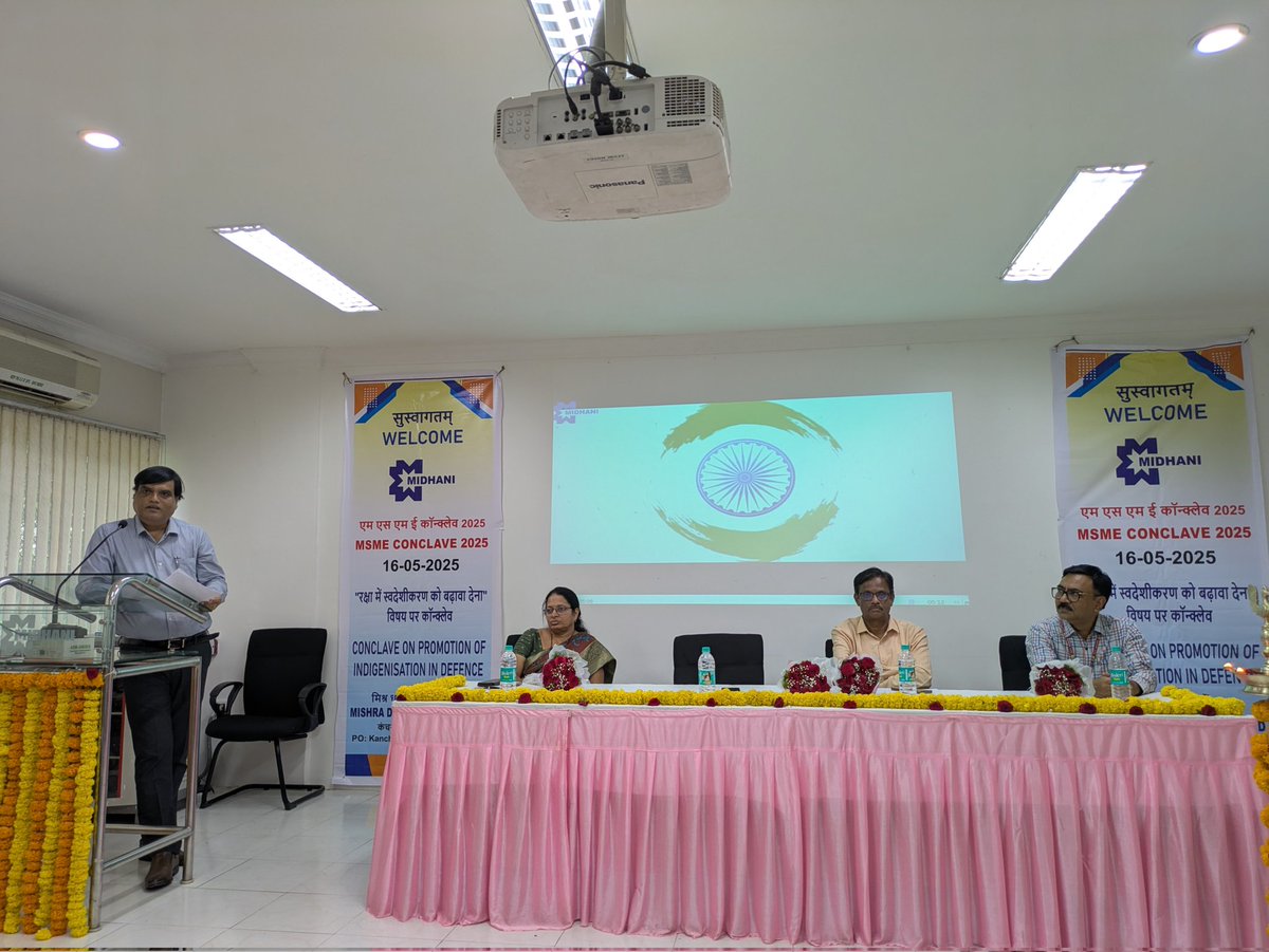 MidhaniLtd's tweet image. MIDHANI hosted MSME Conclave 2025 to promote #Indigenization in Defence. CMD Dr. S.V.S. Narayana Murty inaugurated the event.  #AatmanirbharBharat!
Shri T. Muthukumar, DPM and Smt. K. Madhubala, GM (Fin.) registered their presence in the event. 
#Defence #MSME