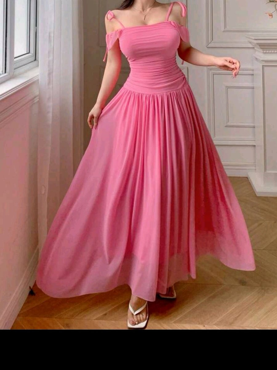 وهيك بكون قررت ايش البس بالعيد 🎀💞🌺